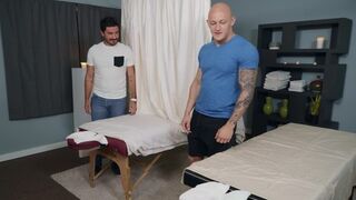 widen At The Spa: unprotected - Trevor Laster and Mateo Fernandez American Sex