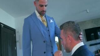 Really likes hard slamming