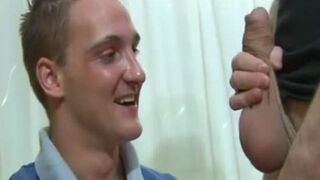 Watch Me Put This large bare ramrod in My butthole :)