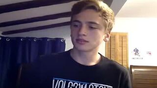 Blond twink Cums On dildo And Licks his sperm - Chaturbate
