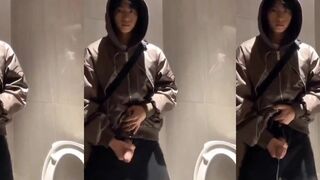 Gay Amateur: asian boy wanking 17