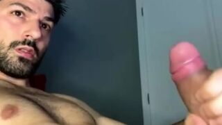juicy lad With large 10-Pounder Wanks On web camera
