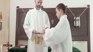 legal age teenager poked unprotected By Hung Priest